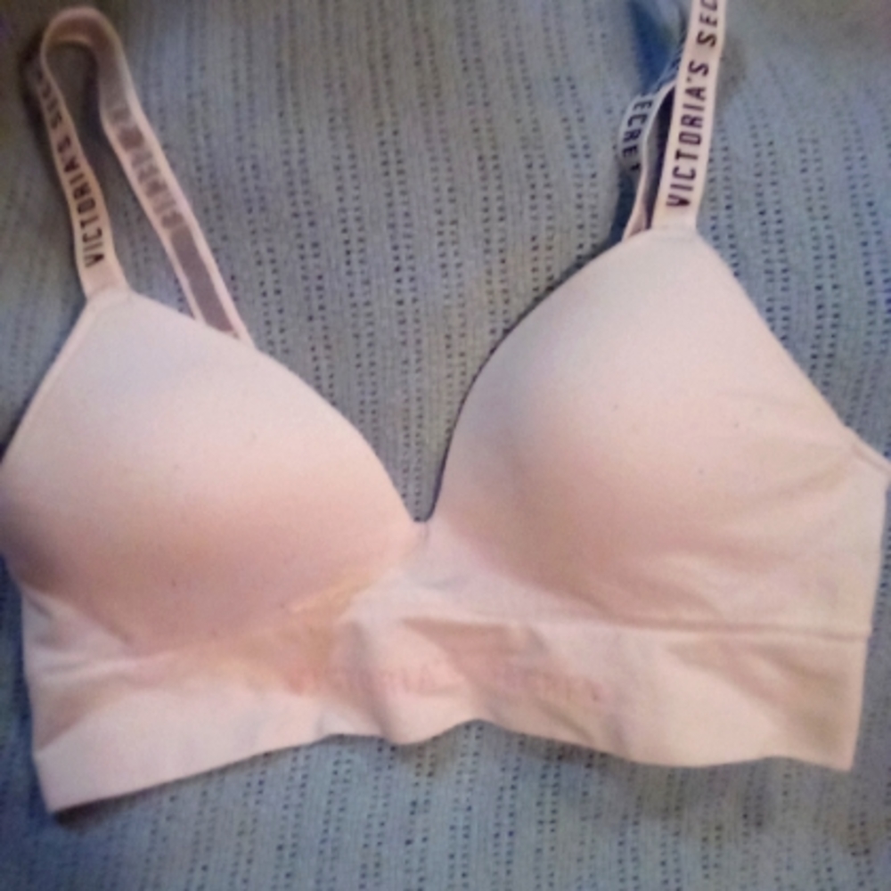 Victoria Secret sports bra